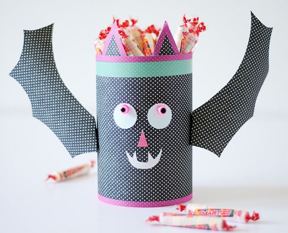 Spookyville: DIY Haunted Houses & More | Shelton, Levine, Lamplighter | October 24