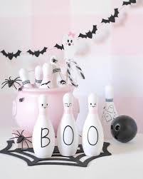 Spookyville: DIY Haunted Houses & More | Shelton, Levine, Lamplighter | October 24