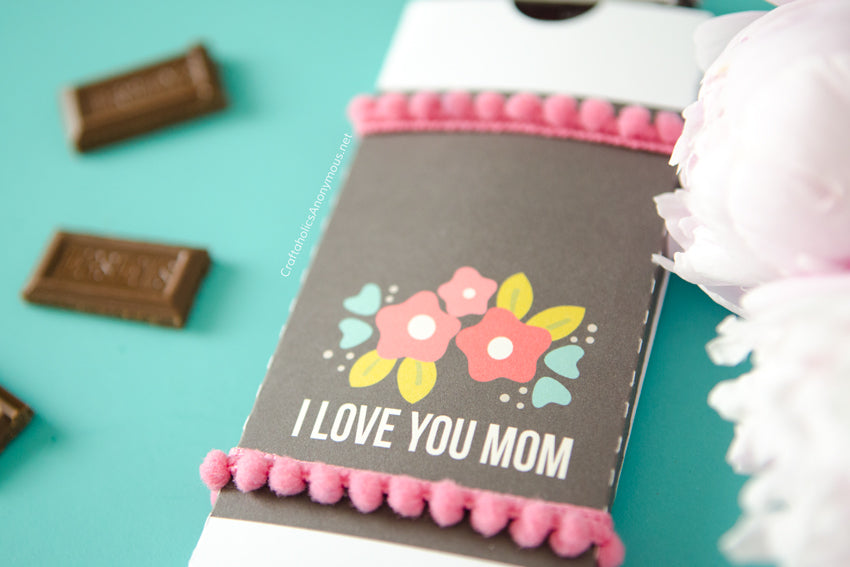 Tumblers and Treats: Hand-Crafted Gifts for Mom (or Grandma!)